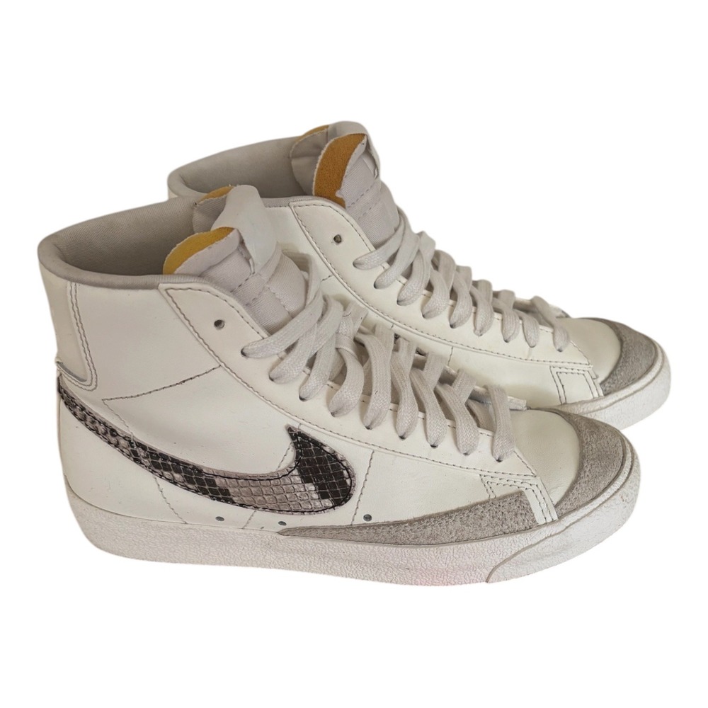 Nike Blazer Mid 77 Sail Snakeskin Swoosh DA8736-100 Womens Sneakers Size 5